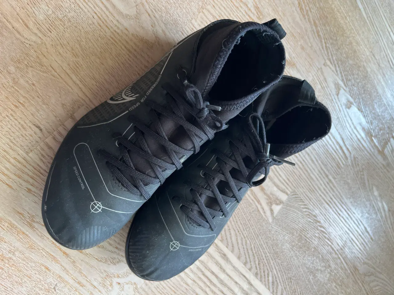 Billede 1 - Fodboldstøvler str. 38,5 Nike