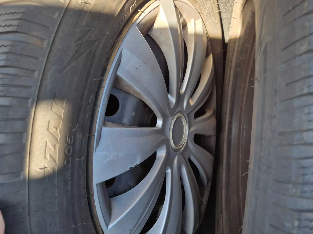 Billede 2 - Vinterhjul Bridgestone 15"