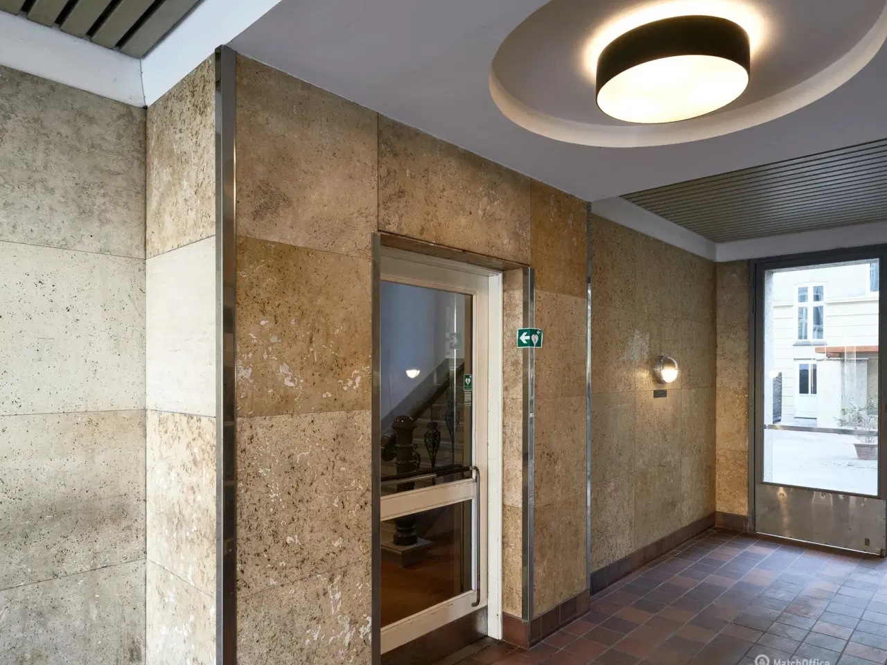 Billede 5 - Nyistandsat kontor i historisk ejendom i hjertet af København - lige ved Hovedbanegården