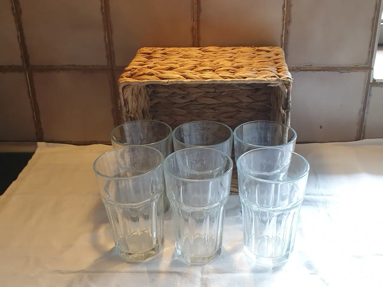Billede 1 - Glas Pokal 450ml 6stk i kurv ialt5kr