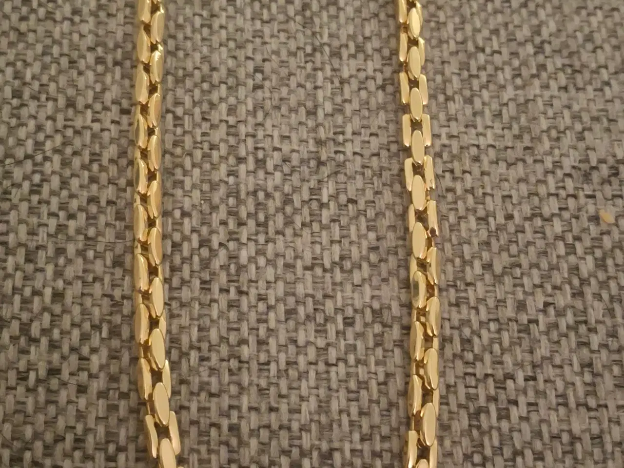 Billede 1 - 750 18k guldhalskæder sælges