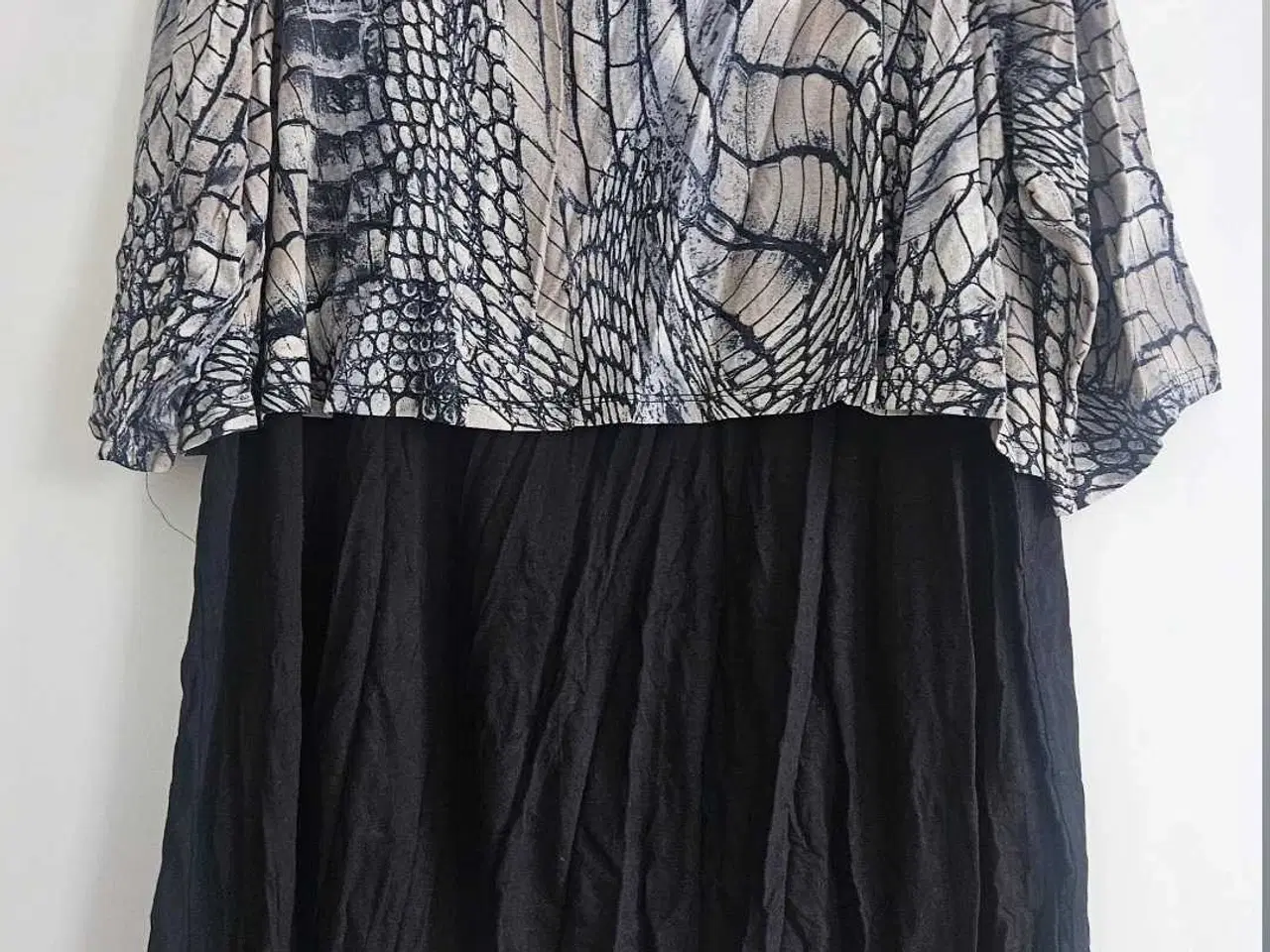 Billede 3 - En masse forskellige kjoler 