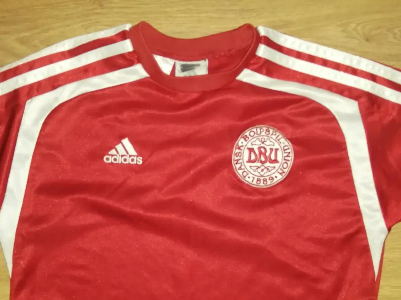 Billede 1 - DANMARK TRØJE 2004-05, STR. 5/6 ÅR, I FLOT STAND