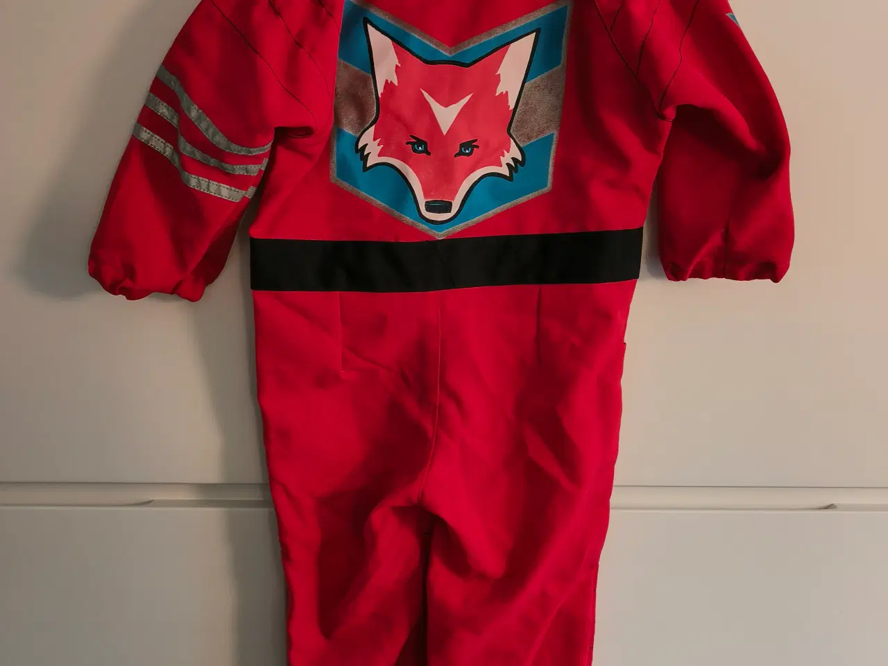 Billede 2 - Vilde venner udklædning 