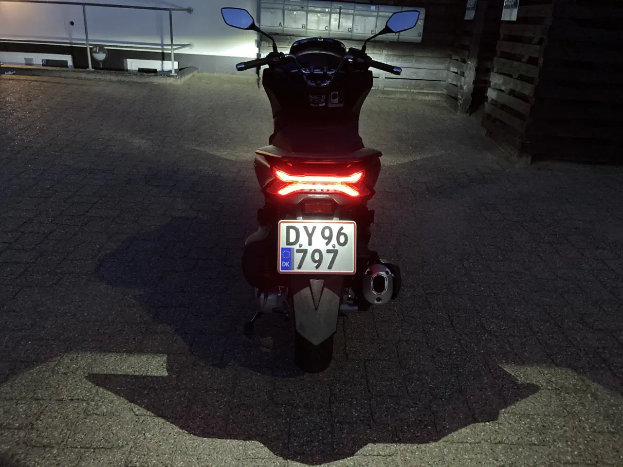 Billede 7 - honda pcx 125 som ny. kan tage billig bil i bytte.