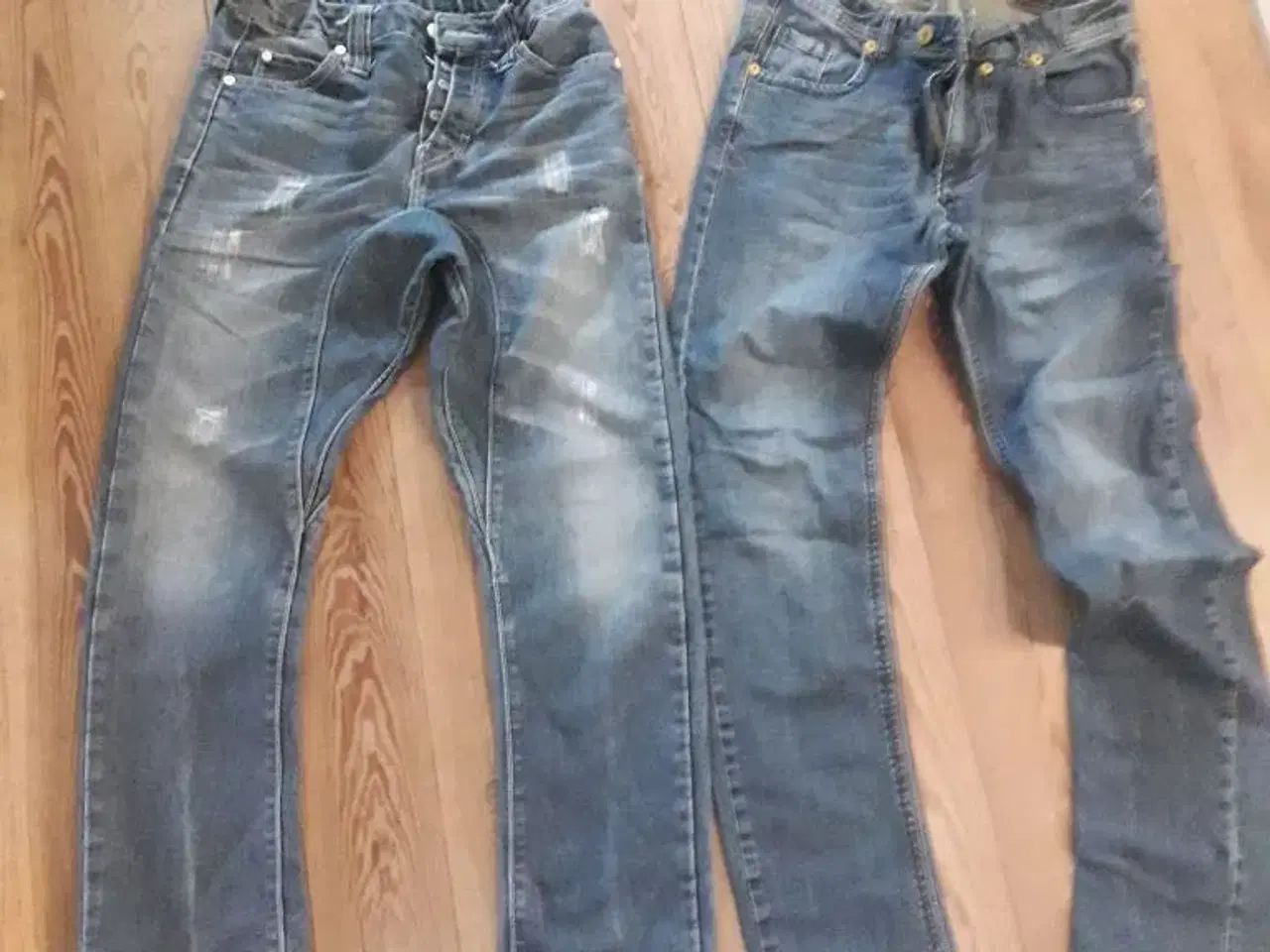 Billede 1 - Jeans til ca 16 år. Stk pris