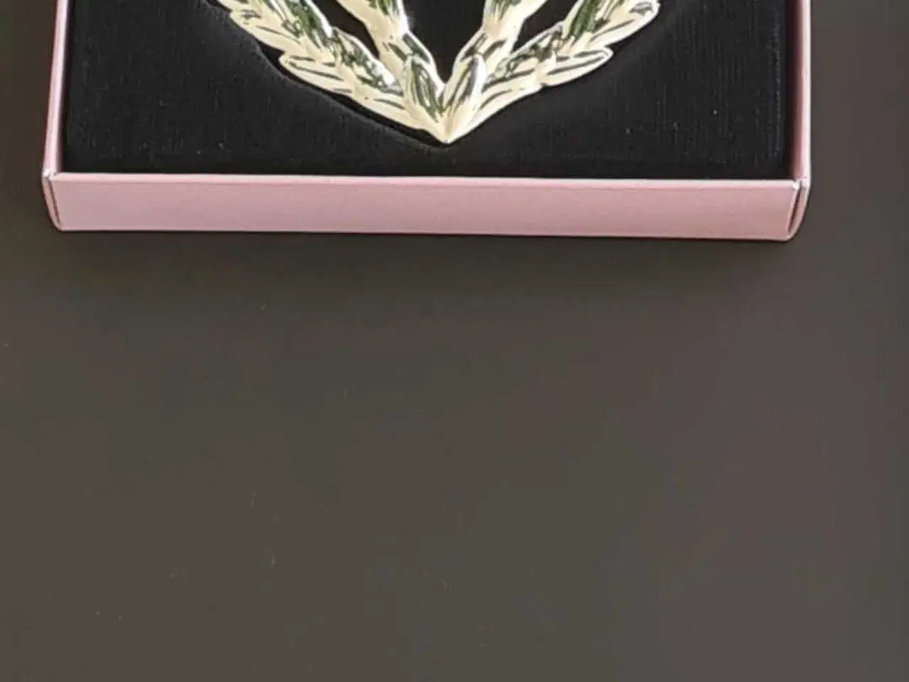 Billede 1 - Smukt sølv mors dags hjerte inkl æske