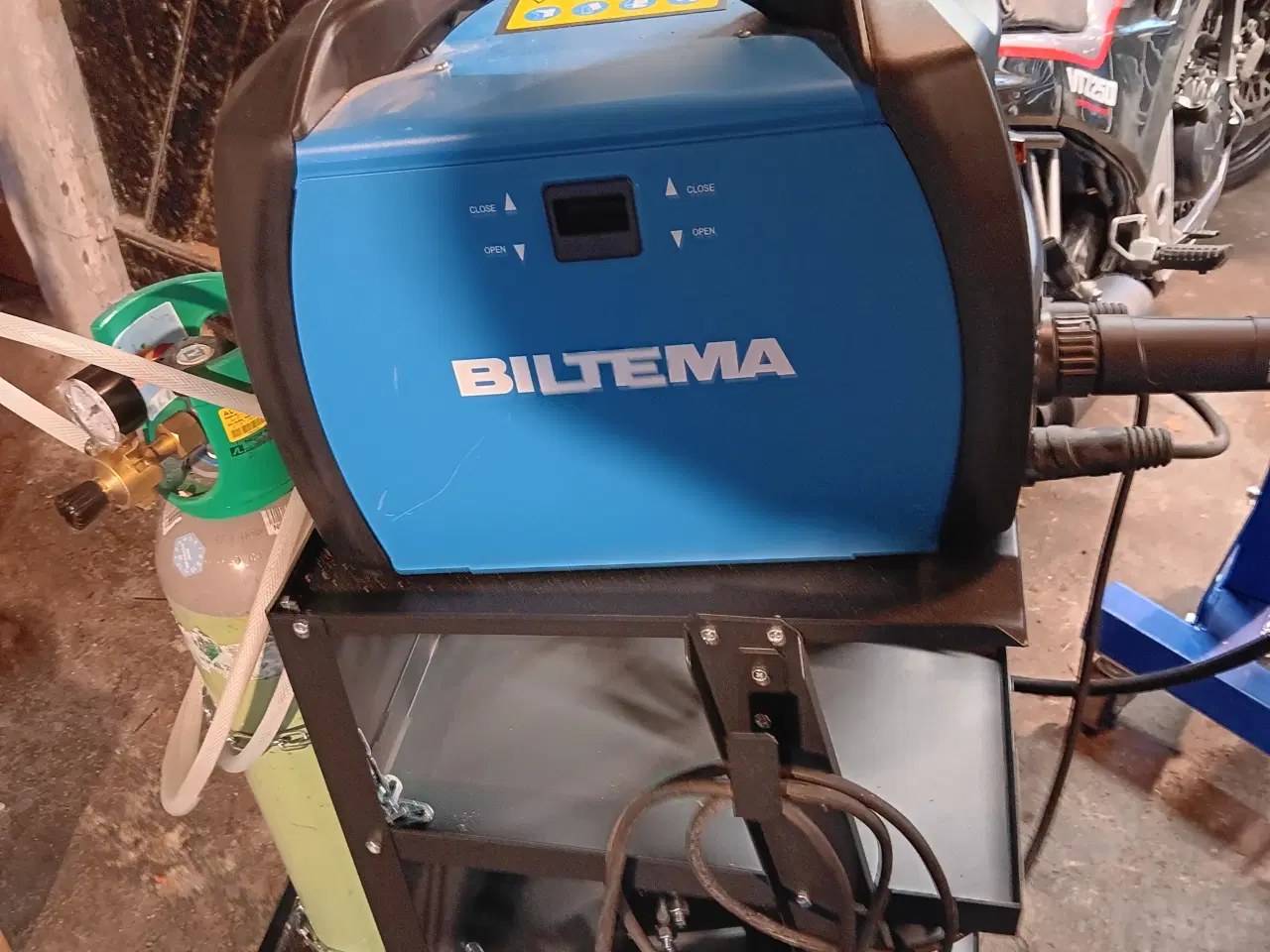 Billede 3 -  Næsten ny Co2 svejser