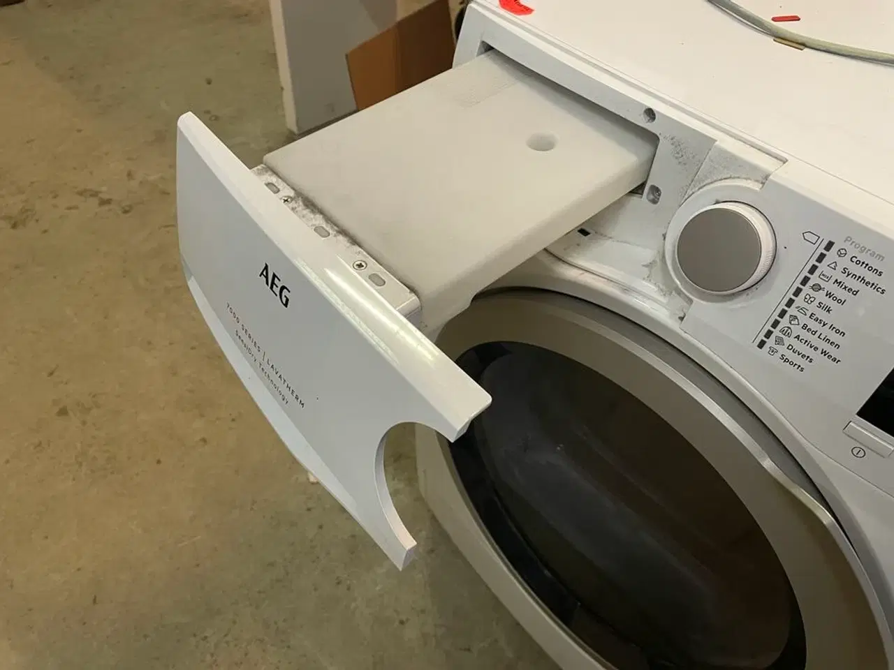 Billede 5 - Tørretumbler, brugt. AEG. 7000 series