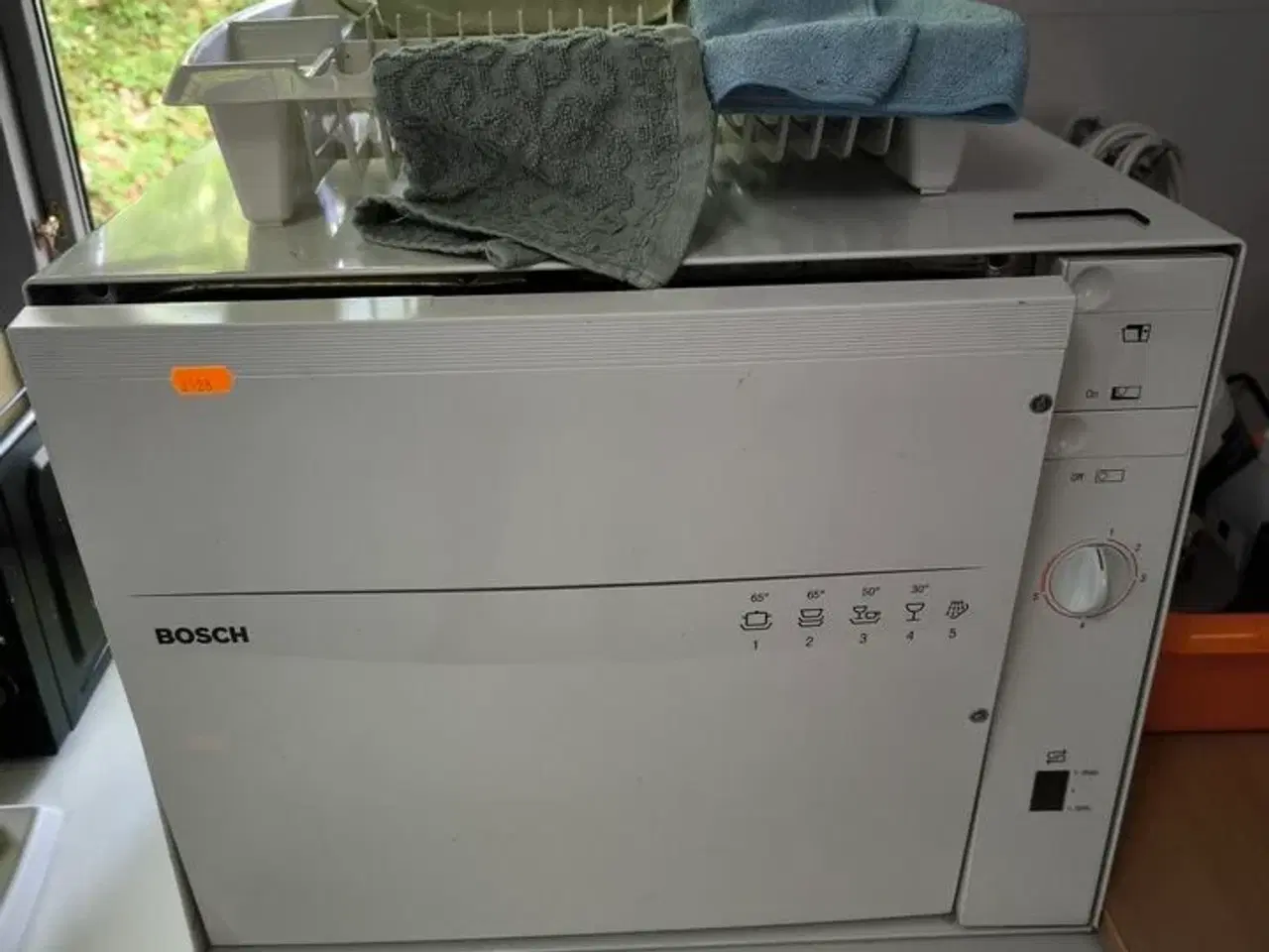 Billede 3 - Bordopvasker BOSCH samt mikroovn LOGIK