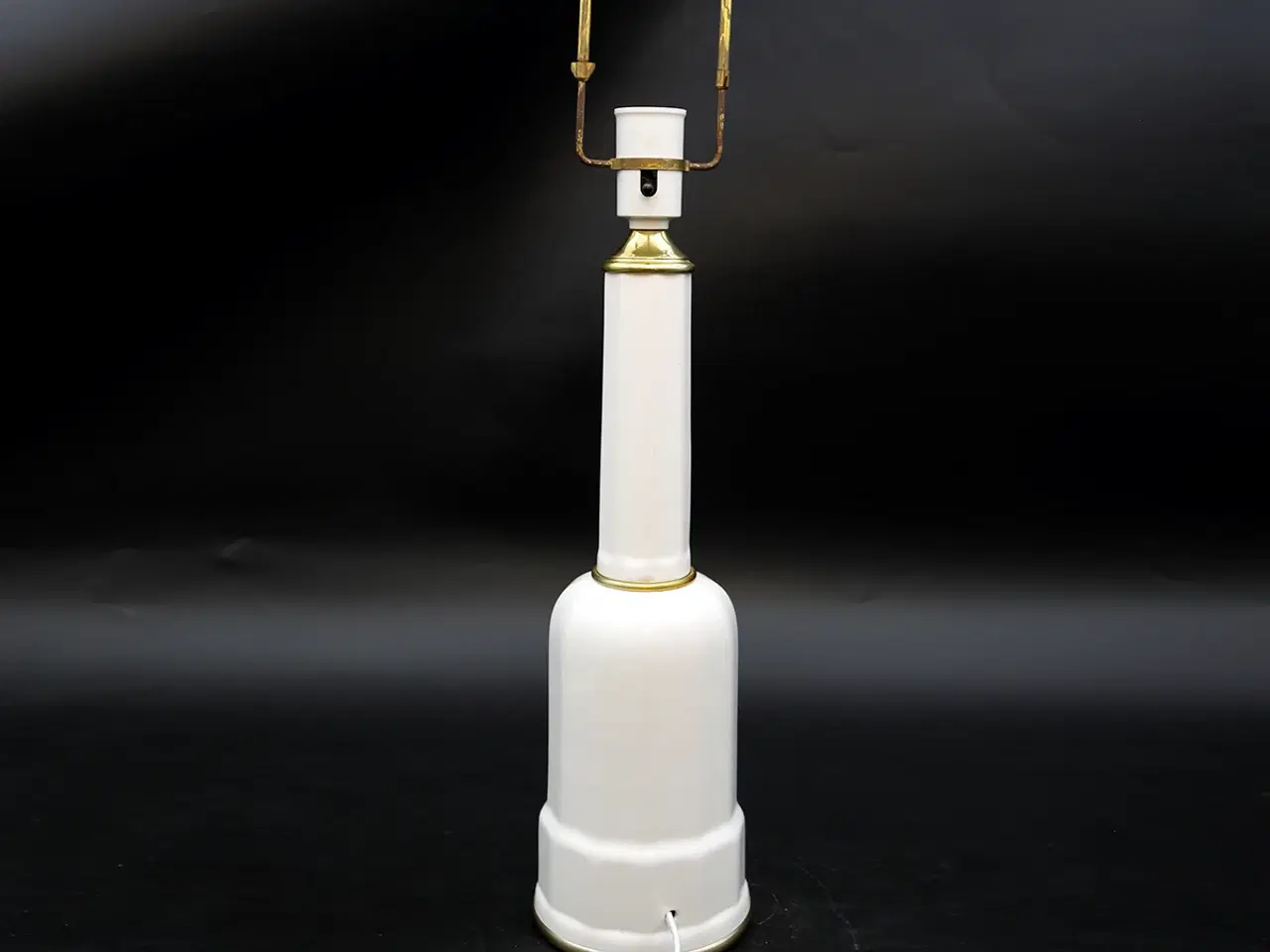 Billede 3 - Ekstra høj Heiberg bordlampe i porcelæn og messing