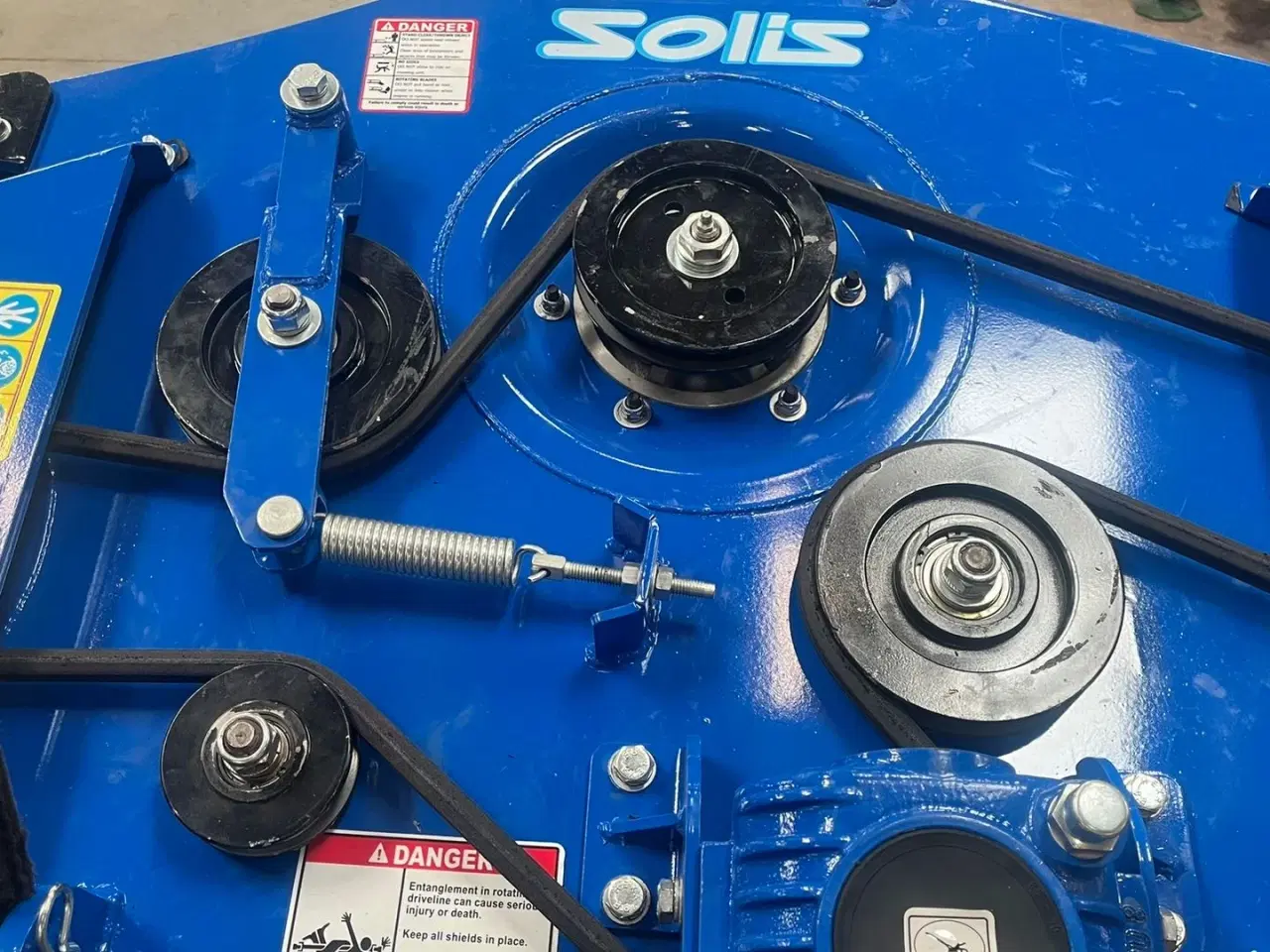 Billede 21 - Solis 26 HST Hydrostat Turf hjul og klipperbord