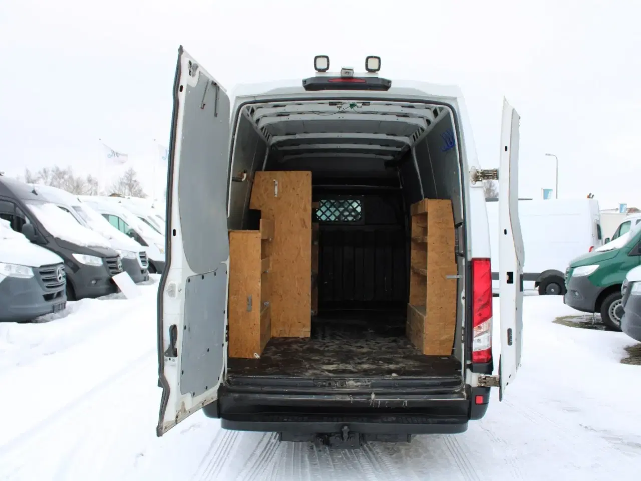 Billede 12 - Iveco Daily 2,3 35S14 12m³ Van AG8