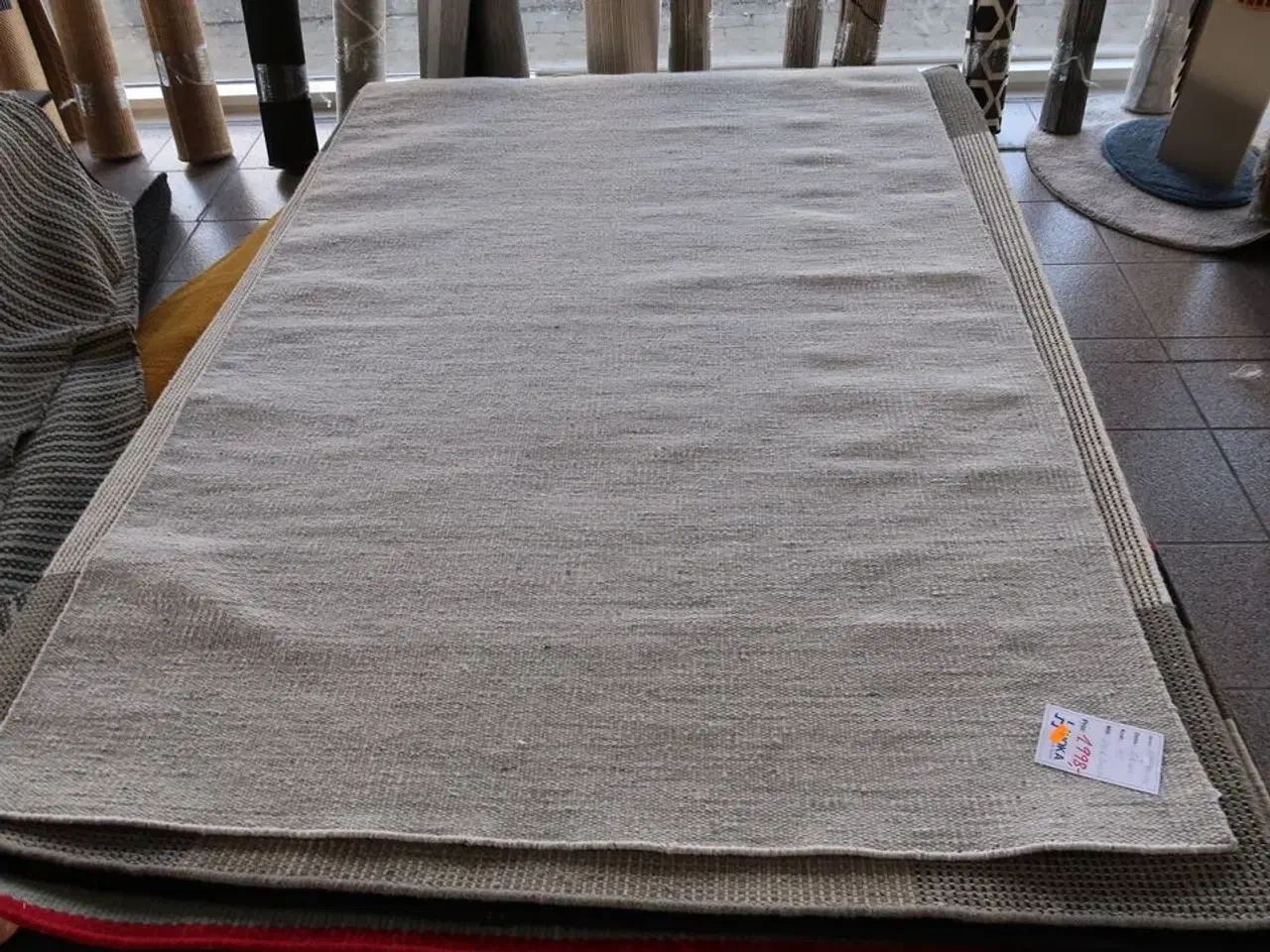 Billede 1 - Gulvtæppe BASEL PP