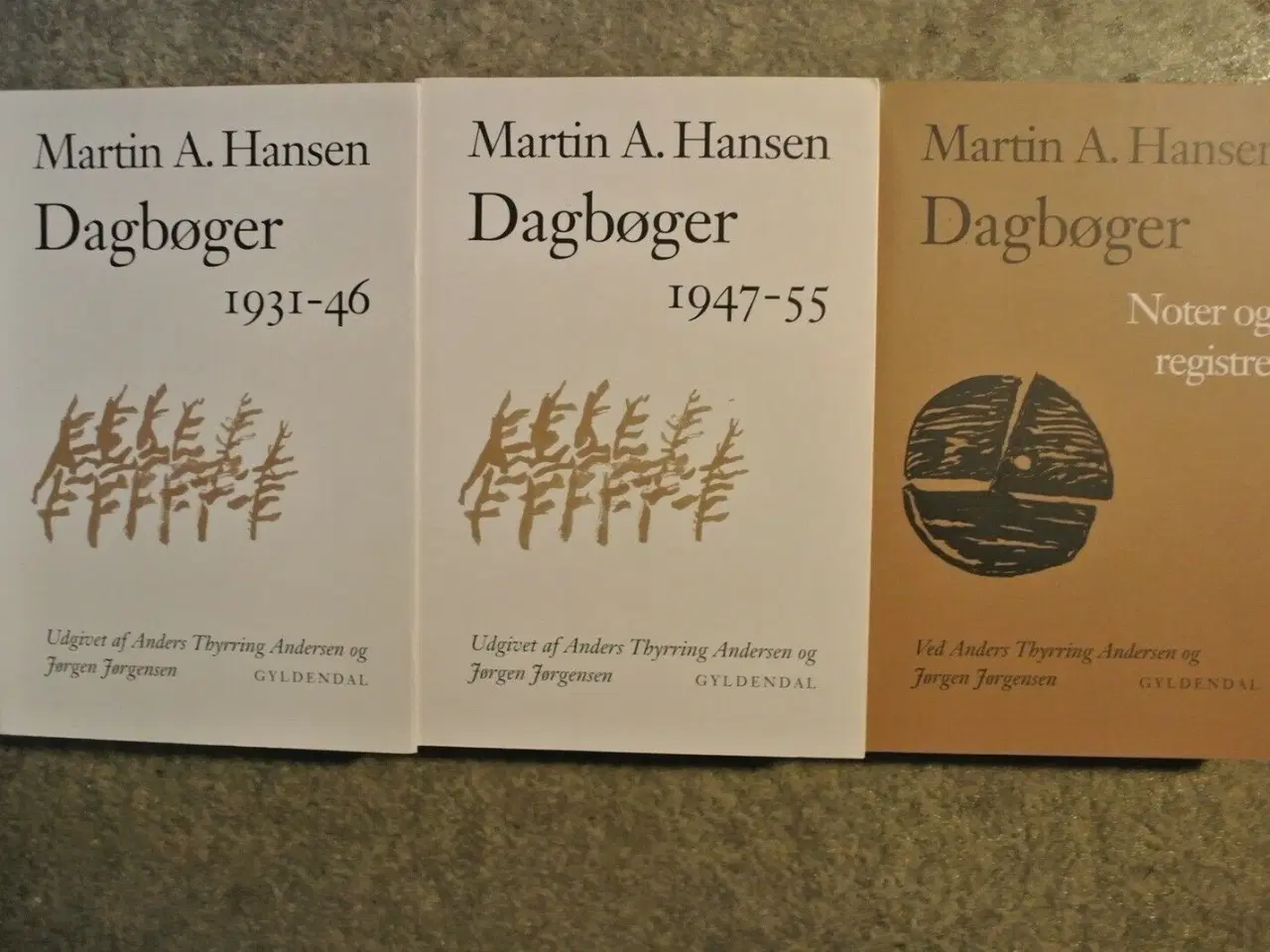 Billede 1 - dagbøger 1931-55 + noter og registre 1-3, Af marti