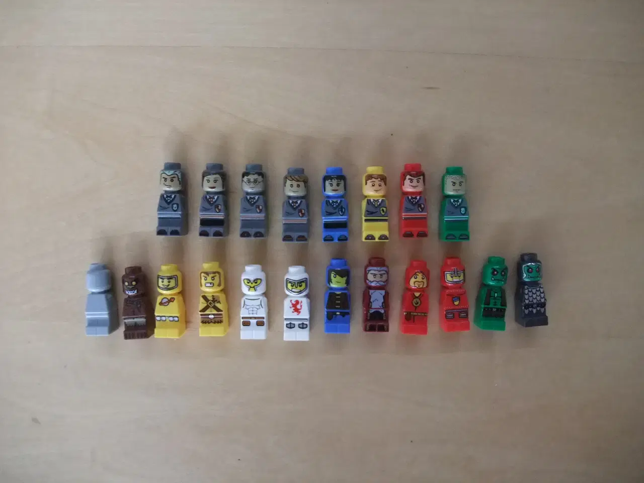 Billede 1 - Lego Micro Figurer 