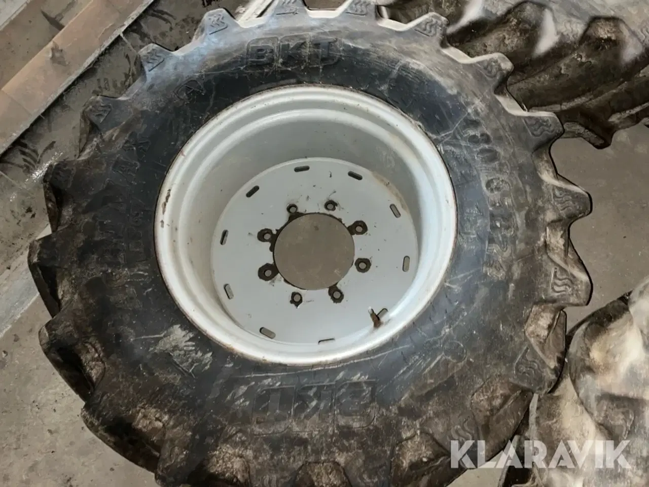Billede 7 - Landsbrugshjul med fælge BKT Agrimax 480/65R24 - 4 styk