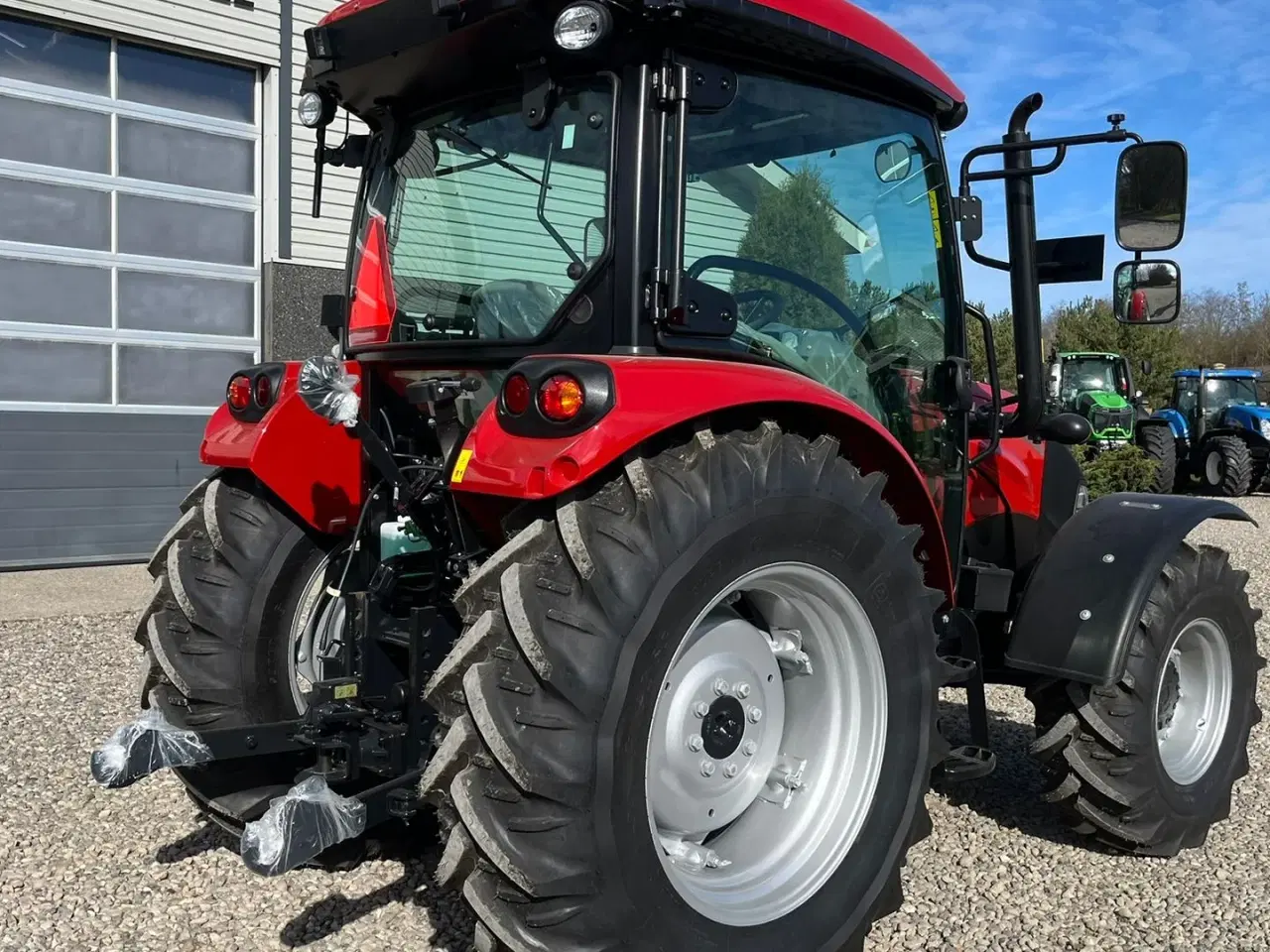 Billede 18 - Case IH Farmall 75 A Med Quicke frontlæsser med Euroskifte, 3die funktion og dæmper, samt og brede hjul.