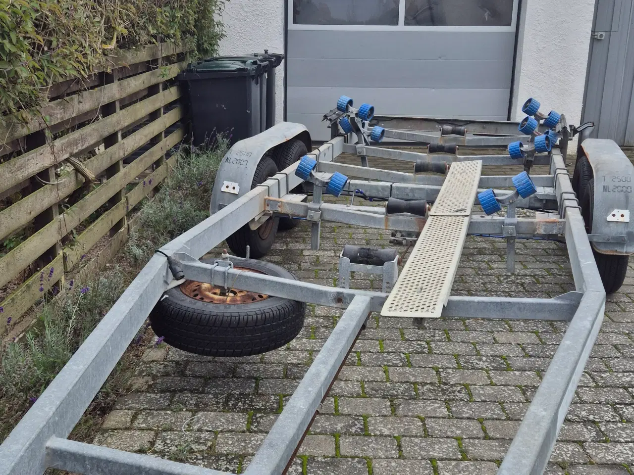 Billede 2 - Stor bådtrailer udlejes 