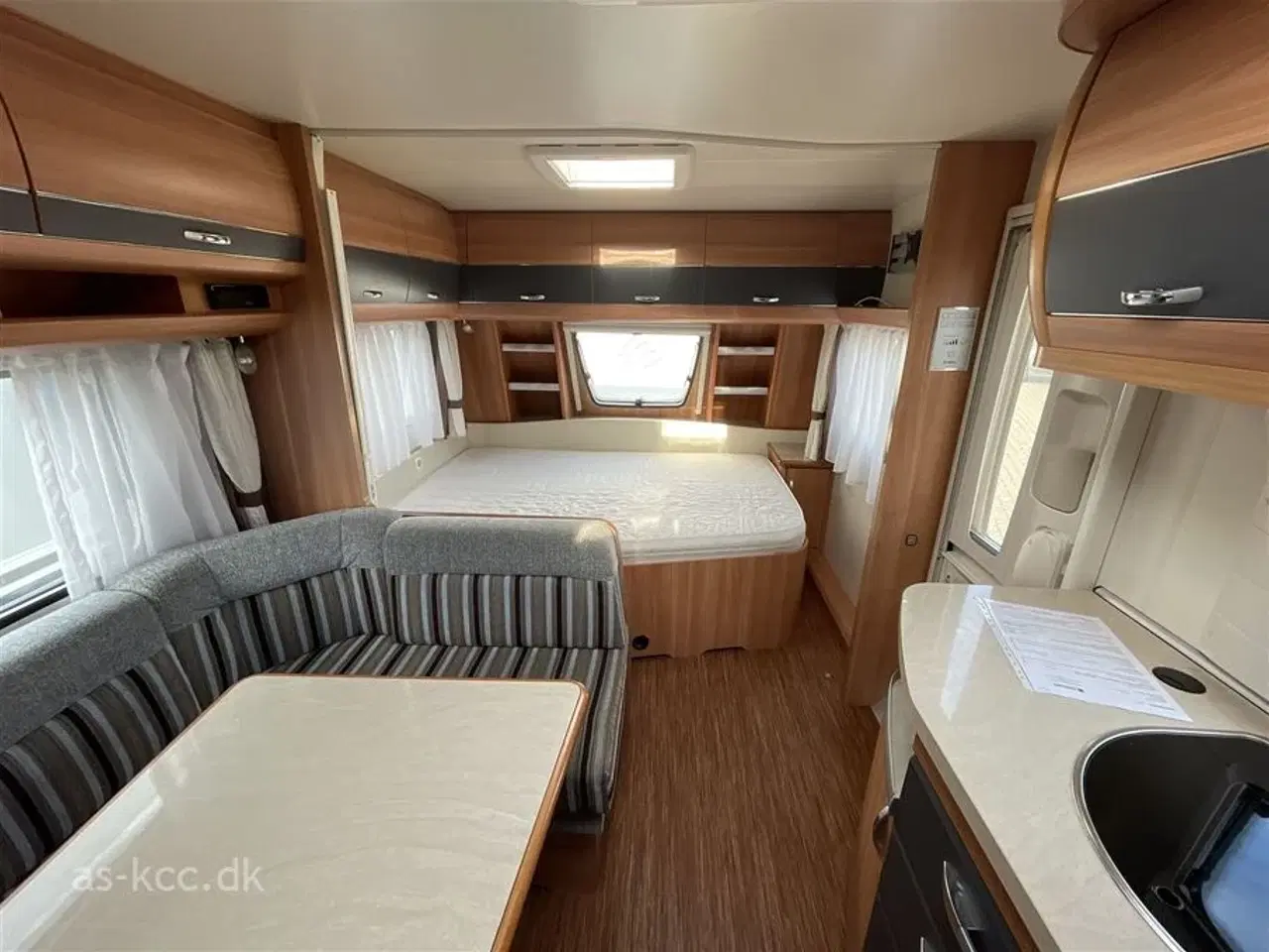 Billede 5 - 2012 - Hobby De Luxe 545 KMF   Hobby De Luxe 545 KMF Dobbeltseng og køjer