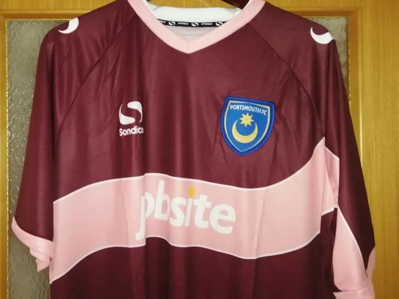 Billede 1 - FODBOLDTRJ, NY, PORTSMOUTH FC 3 TRØJE 2013-14, XL