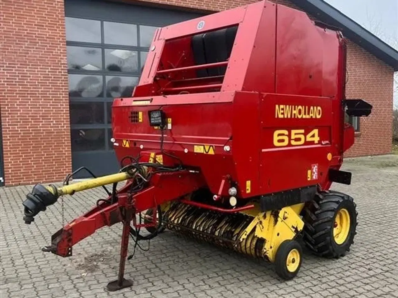 Billede 1 - New Holland 654 RUNDBALLEPRESSER