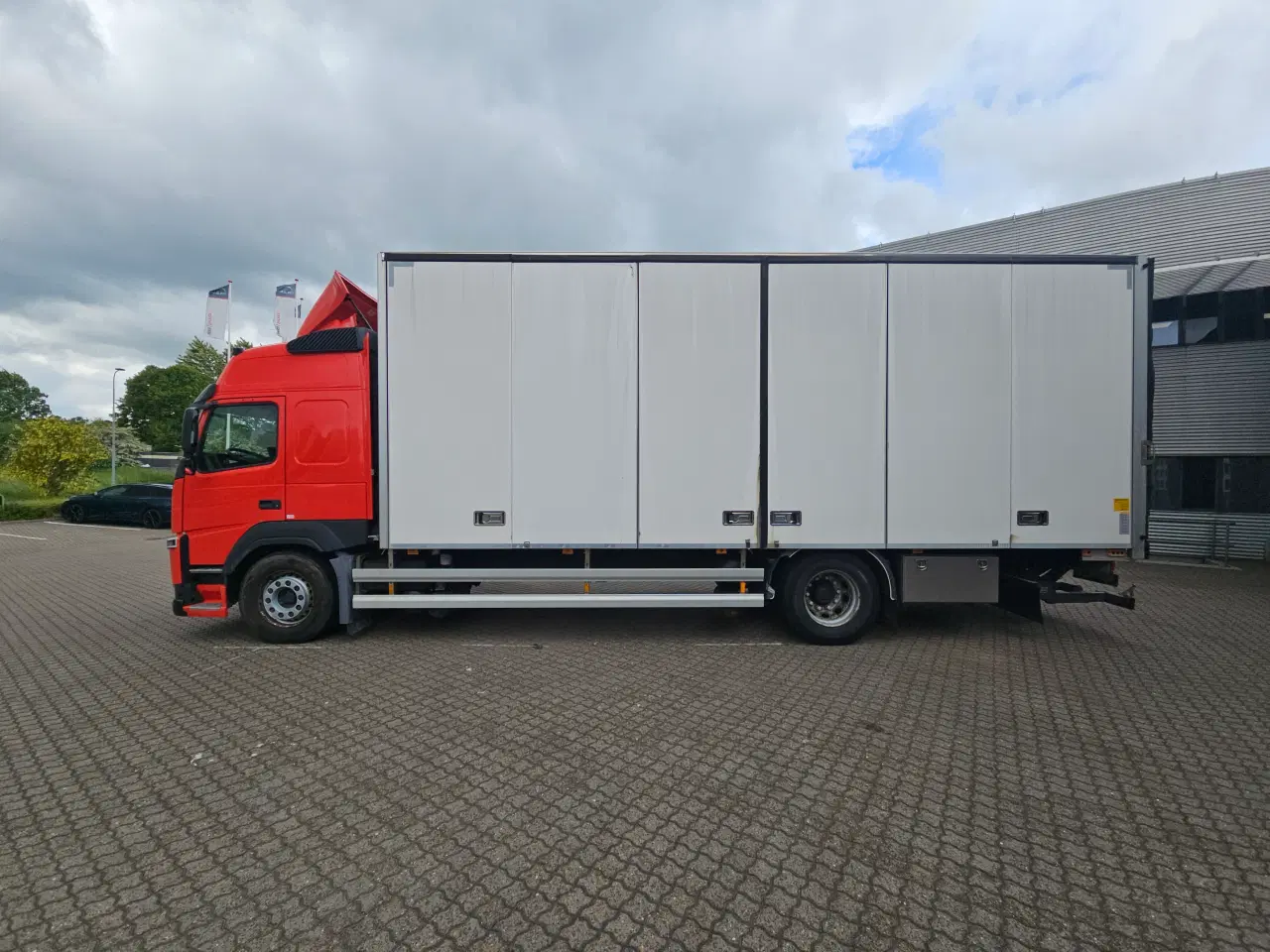 Billede 14 - Volvo FM340, Lukket kasse