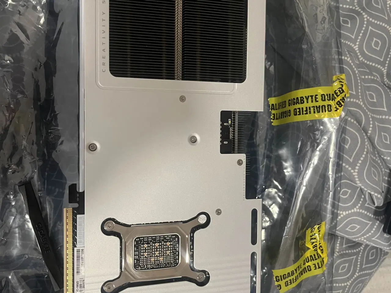 Billede 2 - RTX 5070 Ti - Gigabyte AERO OC 16GB 