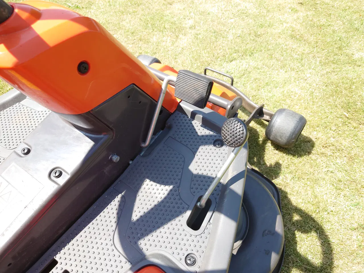 Billede 2 - Husqvarna plænetraktor / Rider