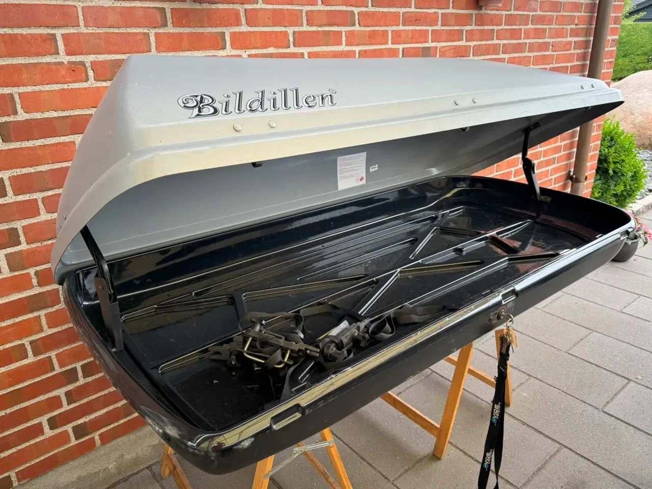 Billede 2 - Tagboks, Thule grå 