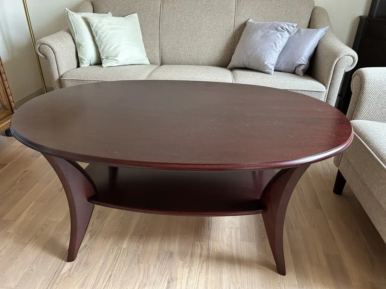 Billede 1 - Sofabord i mørkt træ