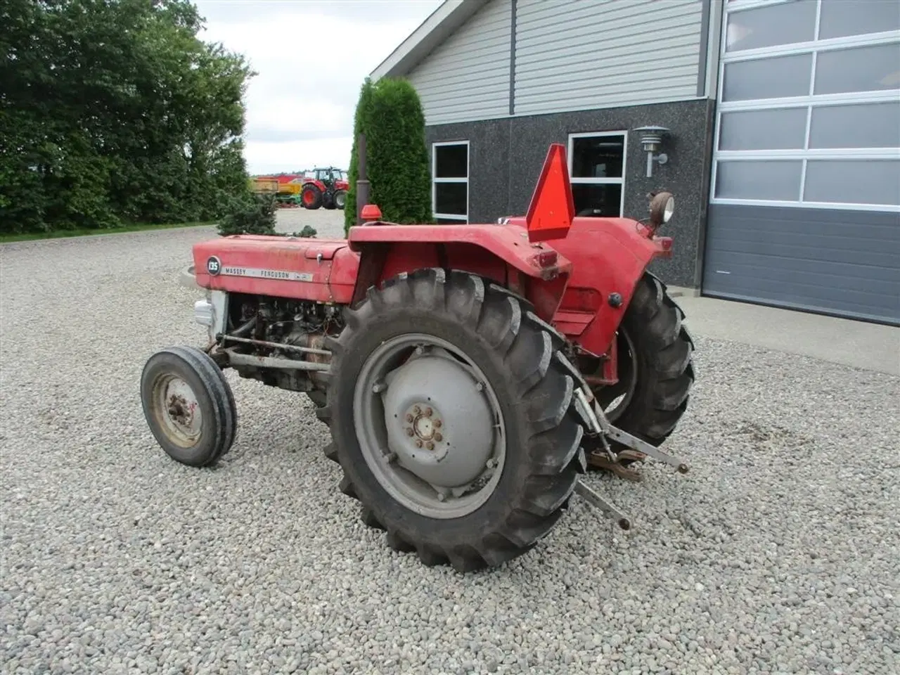 Billede 10 - Massey Ferguson 135 Sjælden Benzin MF135. Den starter og går godt