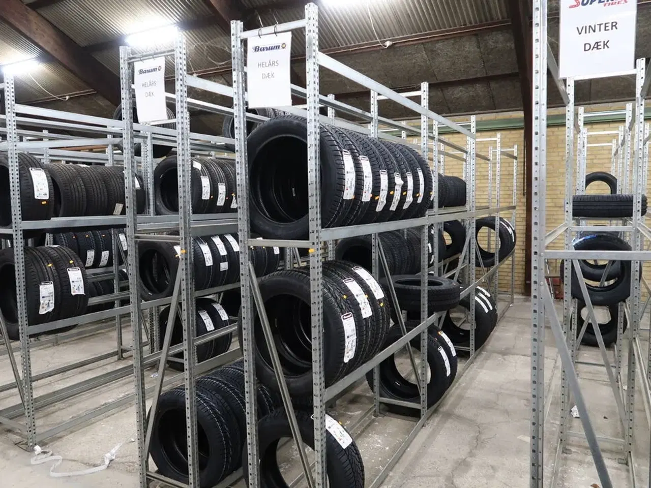 Billede 1 - 8 fag dækreoler uden indhold