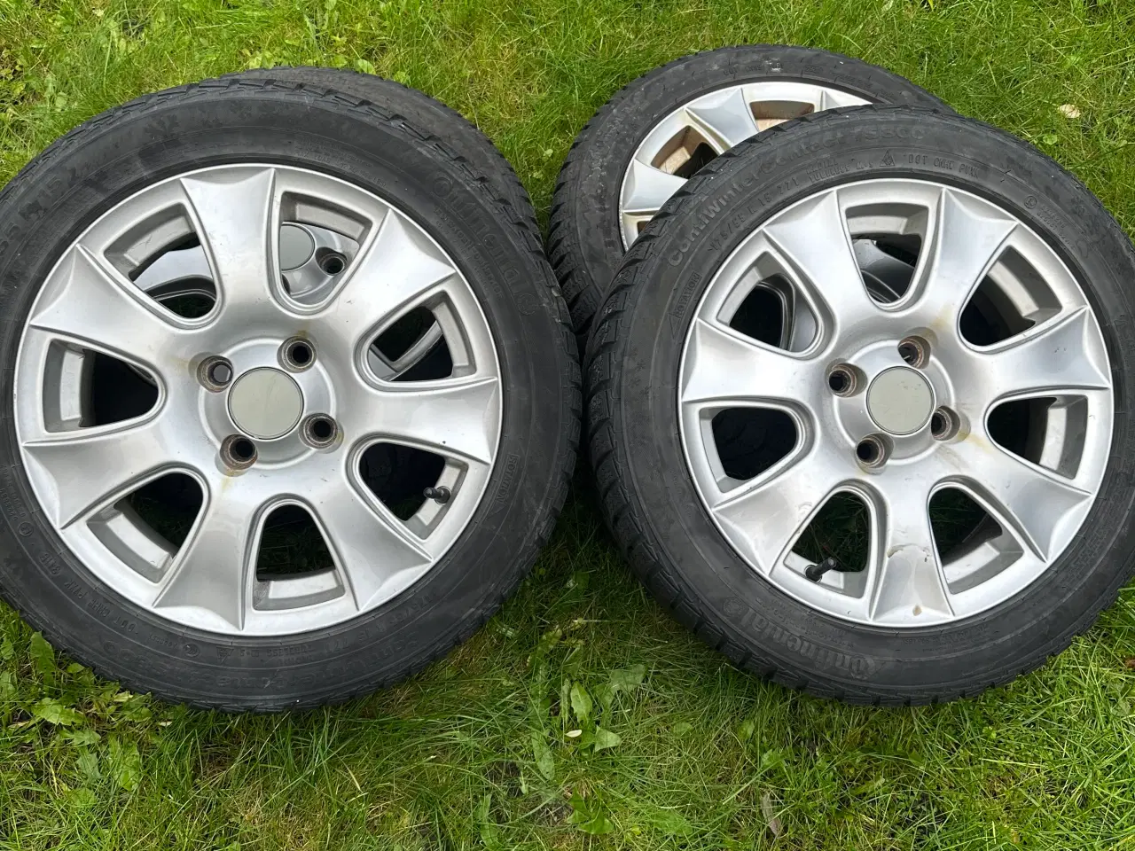 Billede 2 - Alufælge 4x100 R15 med vinterdæk.