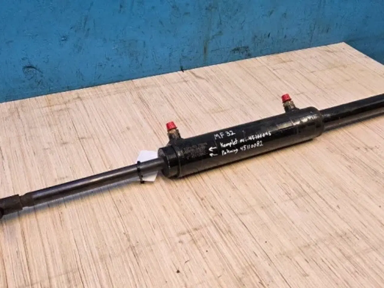 Billede 11 - Massey Ferguson 32 Cylinder 45100045