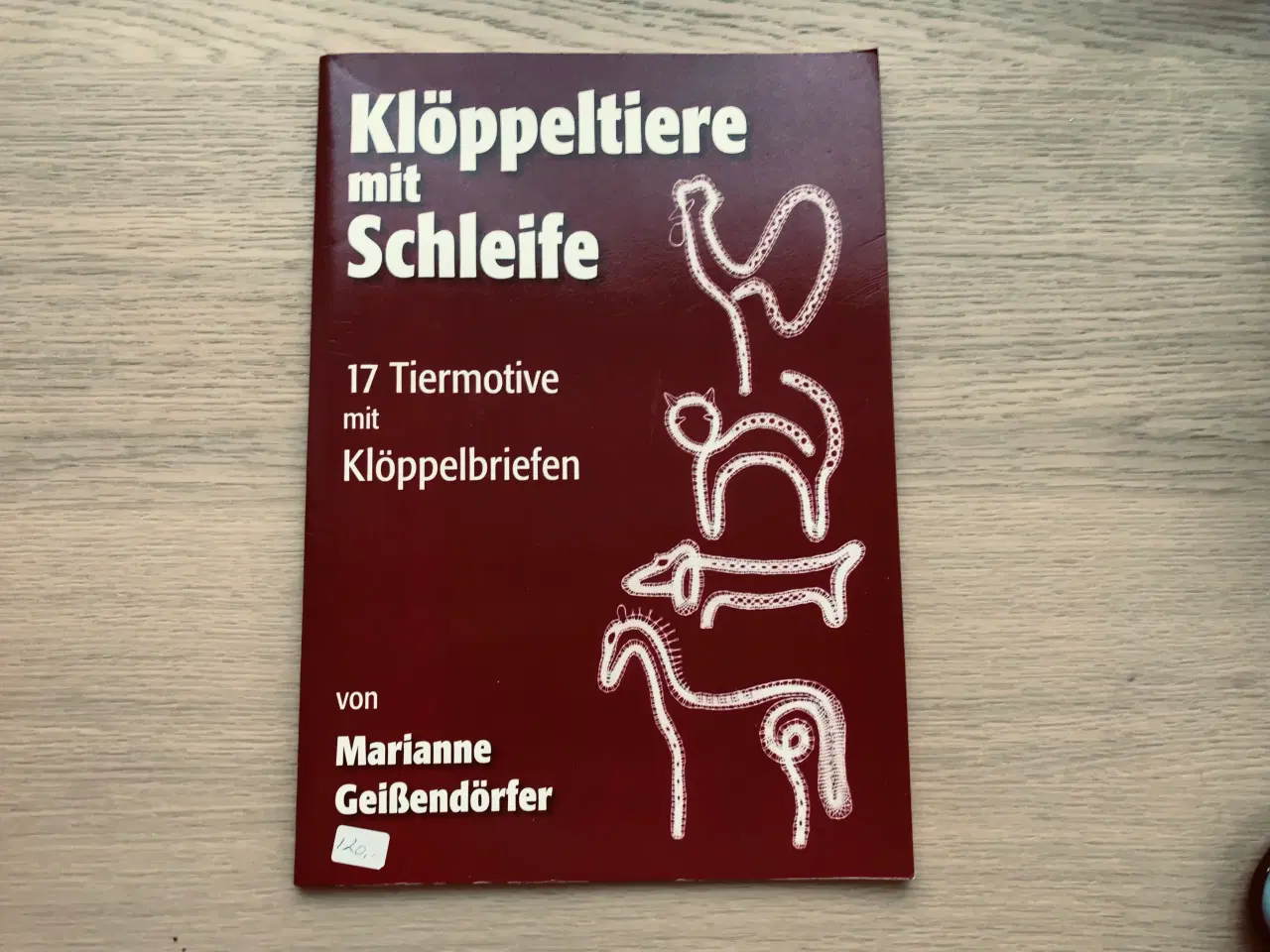 Billede 1 - Klöppeltiere mit Schleife