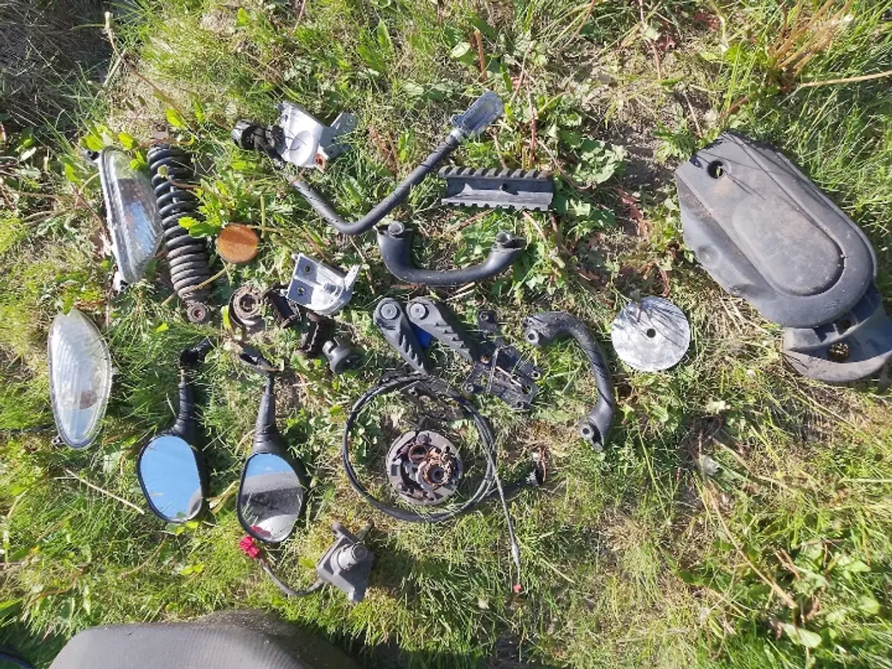 Billede 4 - Dele til yamaha neos 4 takt sælges Pris fra 50 kr