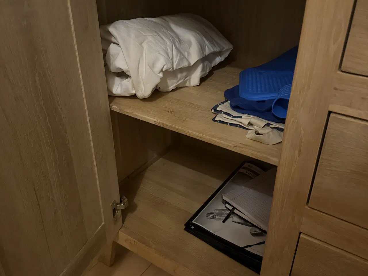 Billede 3 - Massiv egetræs skænk