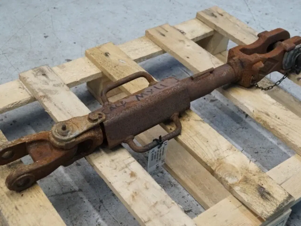 Billede 12 - Case MXU 135 L.H. Liftspindel 47130651