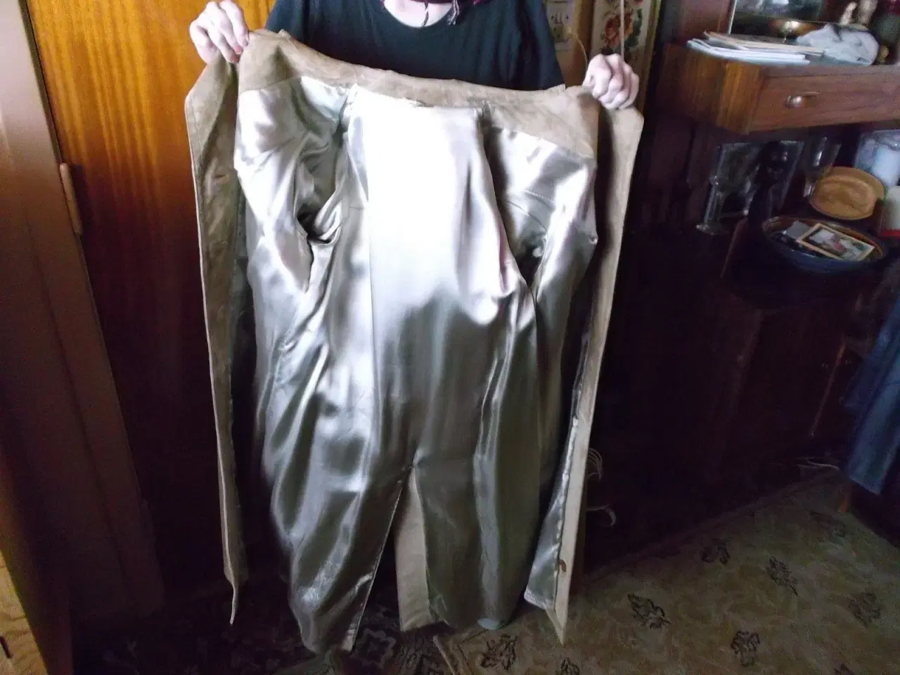 Billede 4 - Ruskind frakke lang,ægte skind