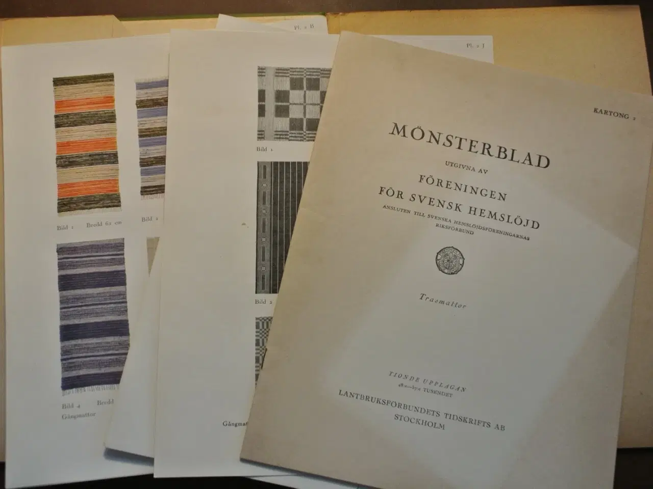 Billede 2 - mönsterblad kartong 2 trasmattor, emne: håndarbejd