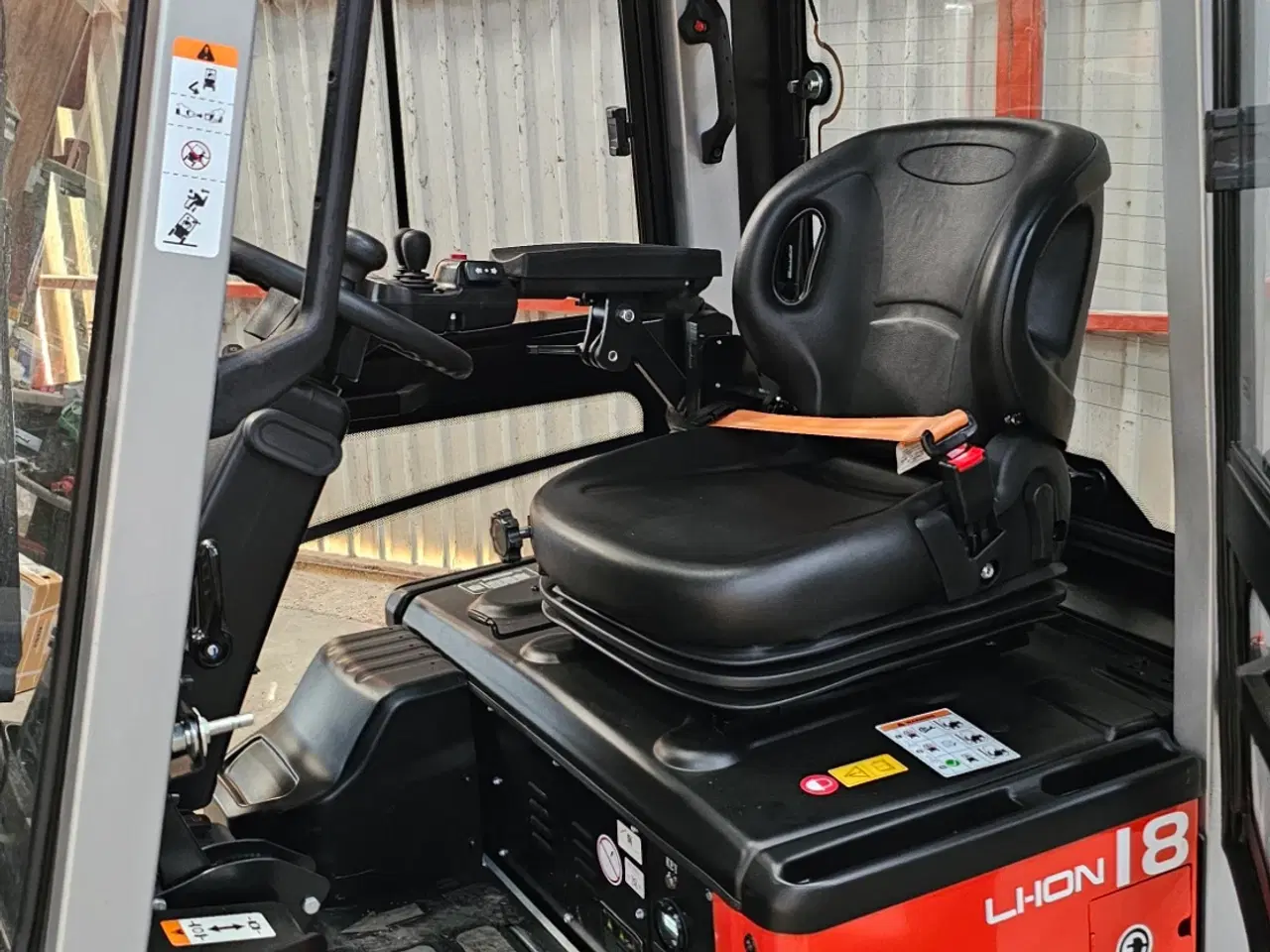 Billede 5 - Elektrisk gaffeltruck - udstillingsmodel - litium