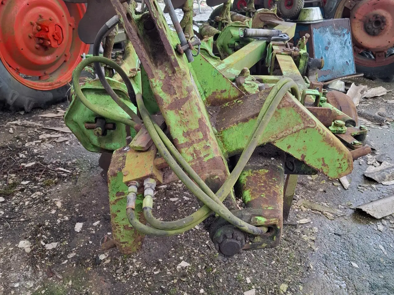 Billede 7 - fin 4 furet plov + tvillinghjul + cykel