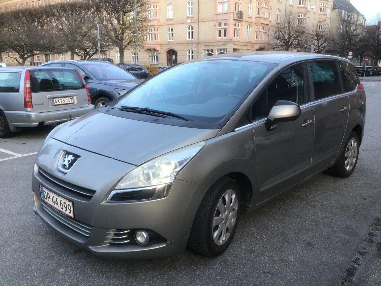 Billede 3 - Pæn nys Peugeot 5008 