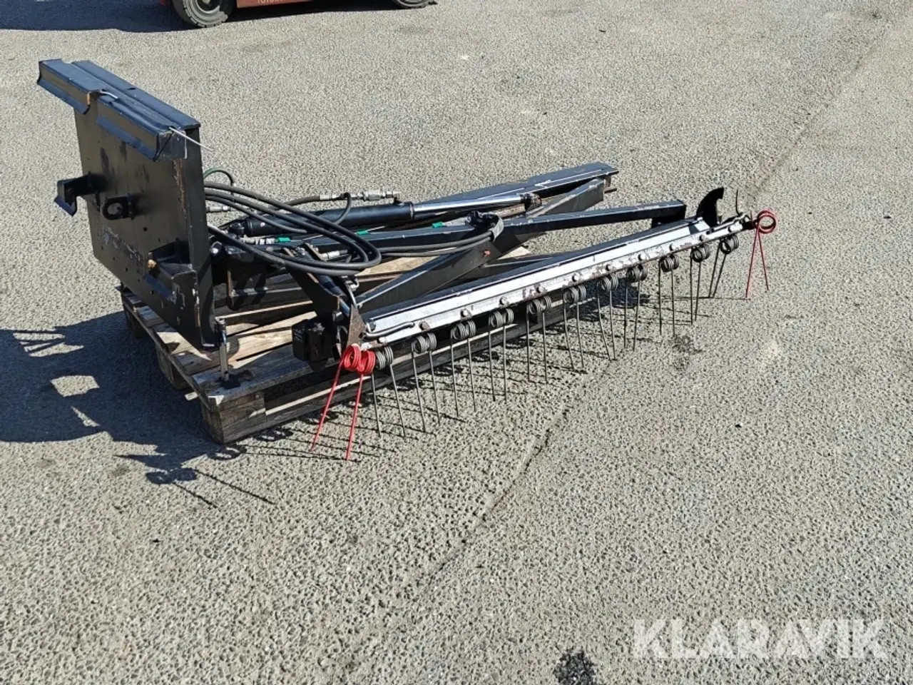 Billede 4 - Halmrive til minilæsser JST