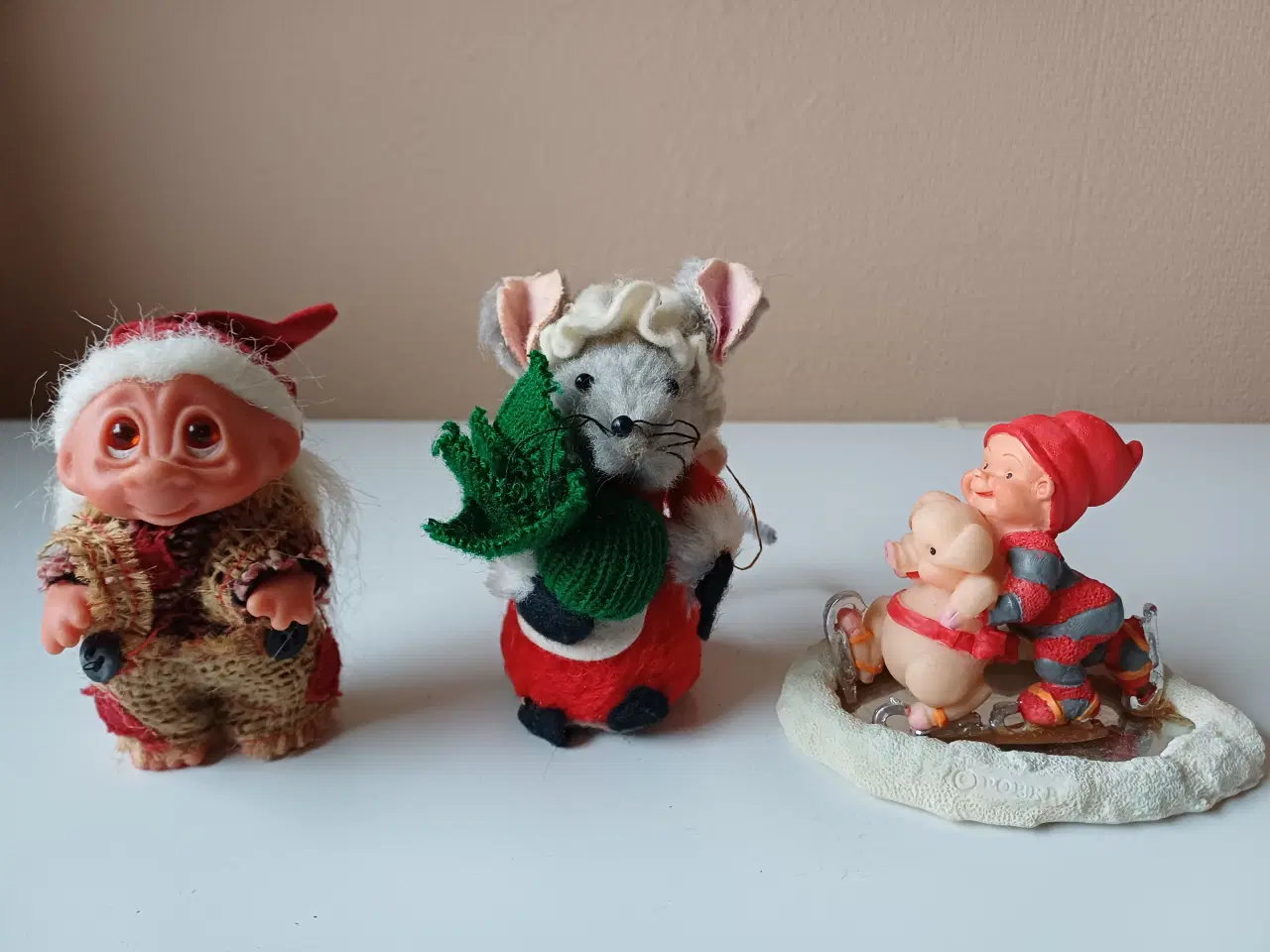 Billede 1 - Jule Dam trold, Julemus, Skøjtende gris og nisse p