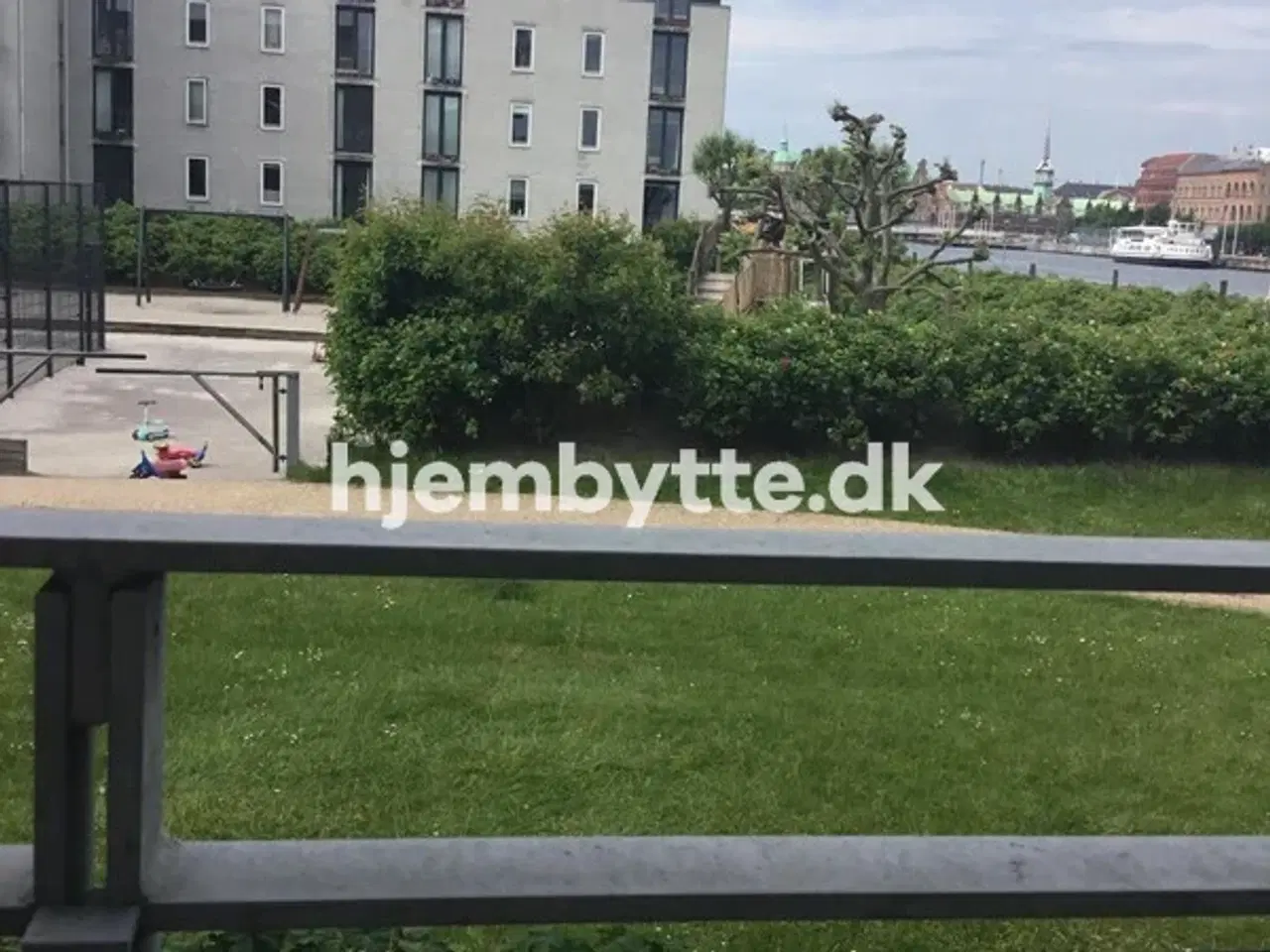 Billede 12 - Hjembytte - Strandgade