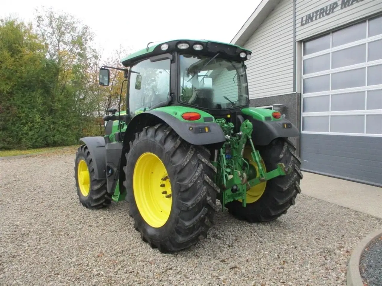 Billede 18 - John Deere 6135R Krybegear, TLS Affjedret foraksel og affjedret kabine