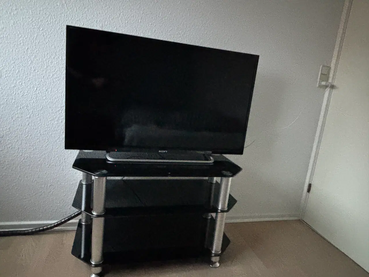 Billede 1 - Sony TV og Sofabord