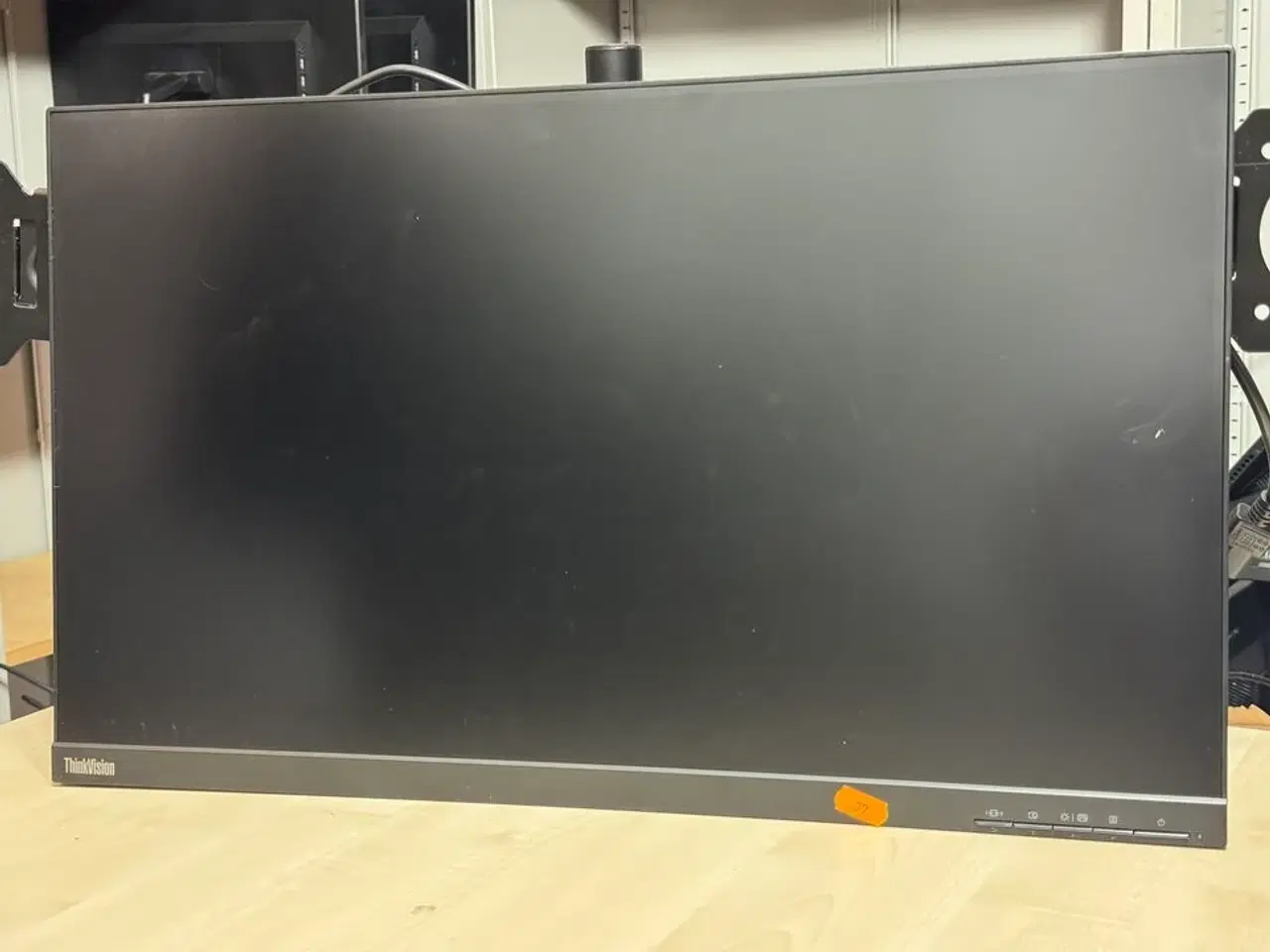Billede 2 - 2 stk. Skærme, LENOVO Thinkvision S27e-20 inkl. Bordbeslag